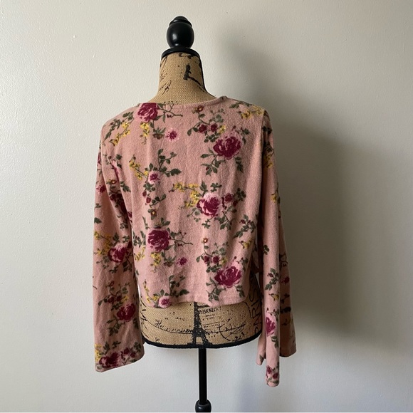 Rue21 Medium Boho Pink Floral Crop Sweater With Bell Sleeves - Picture 2 of 7